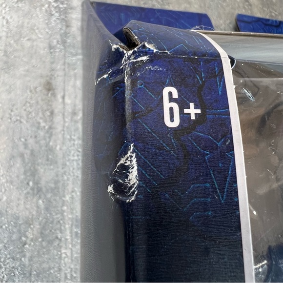 Masterverse Revelation Roboto 2022 Masters of the Universe MOTU - Picture 3 of 12